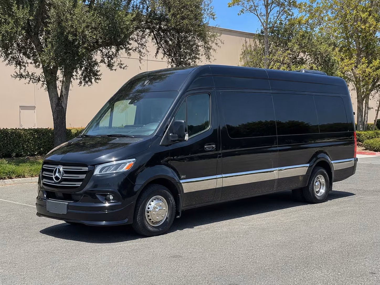 prom homecoming transportation services in baton rouge